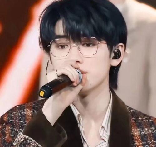 宋亚轩秘密爆料视频大全,视频大全背后的惊人真相